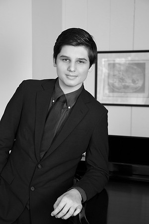 0007bw_raf